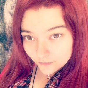 Meet your Posher, Candace